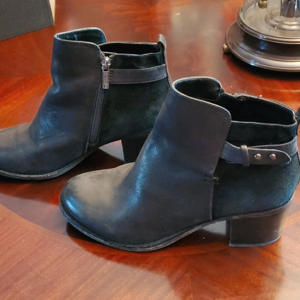 Sperry Black Ankle Boots Size 8